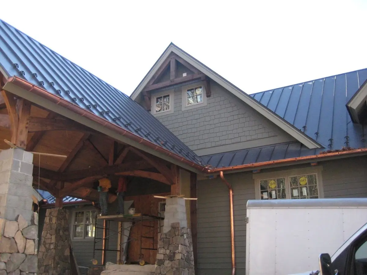Craftsman Roofing team delivering quality roofing work in Gray